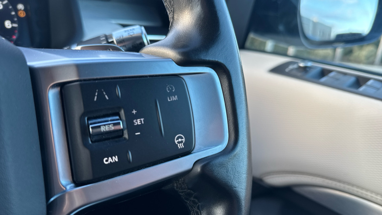 Land Rover Discovery 2.0 P300 R-Dynamic S 5dr Auto Petrol Station Wagon